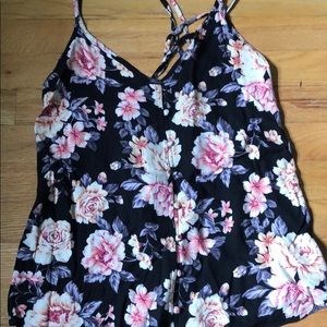 floral top from American Eagle with a cool back!